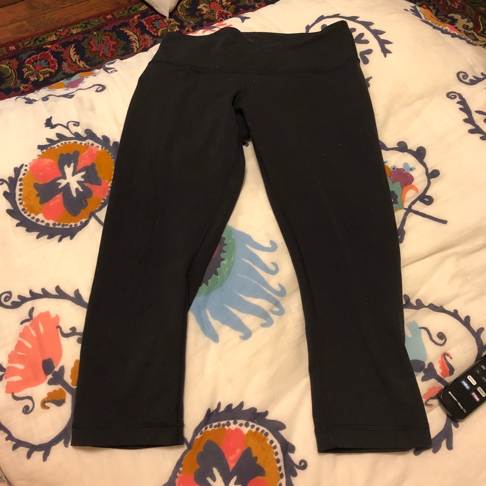 Lululemon Black Crop leggings